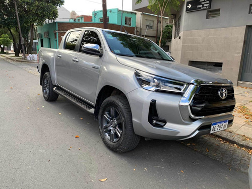 Toyota Hilux 2.8 Srv 4x4 At