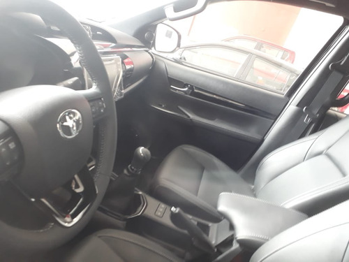 Toyota Hilux 2.8 Cd Srx 204cv 4x2 At Conc Ofic Mlet