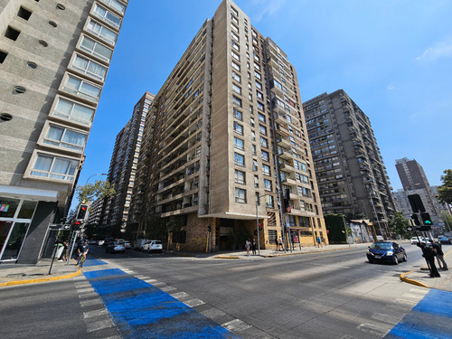 Depto 74 M², Carmen 297 Esquina Marin, Santiago Centro