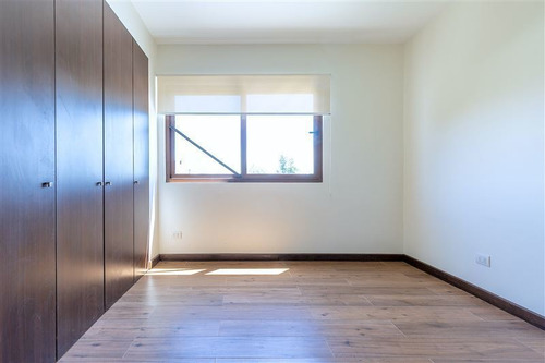Imagen 24 de 26 de Casa Estilo Moderna, Condominio Los Bosques De Piedra Roja
