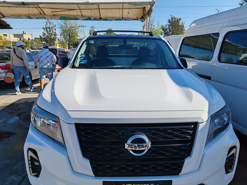 Nissan NP300 2.5 Doble Cabina S Pack Seg Mt