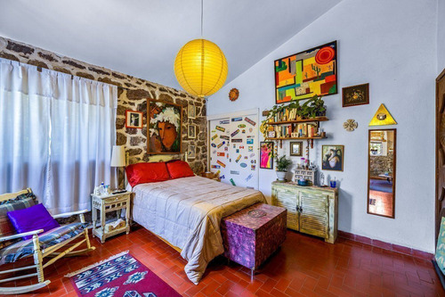 Casa De Una Planta Con Estudio Independiente En San Miguel A 15 Min Del Centro
