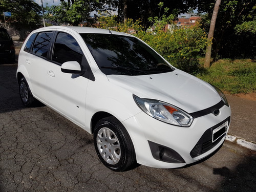 Ford Fiesta 4p 1.6 Hatch Se - 2013/2014 - Branco - 33.800km