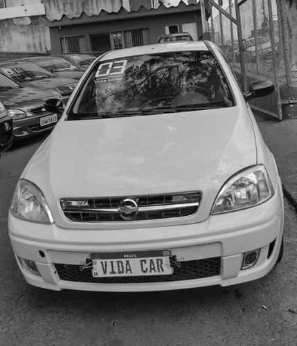 Imagem 2 de 5 de Chevrolet Corsa 2003 1.0 5p