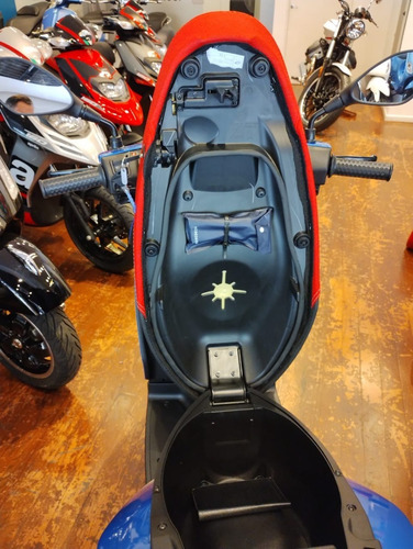 Imagen 11 de 17 de Nuevo Scooter Aprilia Sr 160 Azul Inyección Abs