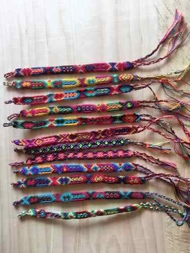 Lote 25 Pulseras Chicas De Hilo Encerado Tejidas A Mano