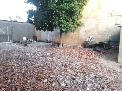 Imagen 2 de 10 de Terreno En Casco Central De Lechería, Para Alquiler