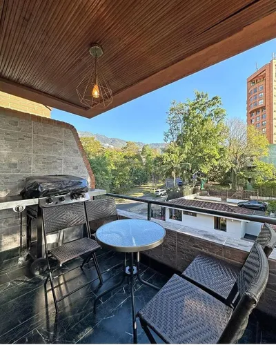 Se Vende Dúplex En El Poblado San Lucas