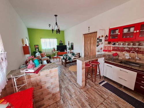 Imagem 4 de 26 de Linda Chácara Com 2 Dormitórios, Piscina, Jardim, Horta, Bem Localizada, À Venda, 500 M² Por R$ 460.000 - Zona Rural - Pinhalzinho/sp - Ch1038