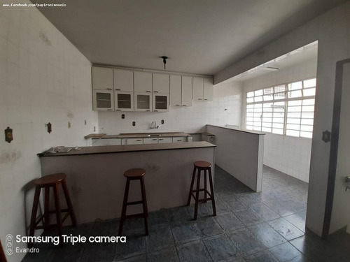 Casa Para Venda Em Tatuí, Centro, 2 Dormitórios, 1 Suíte, 2 Banheiros, 2 Vagas - 520_1-1365659