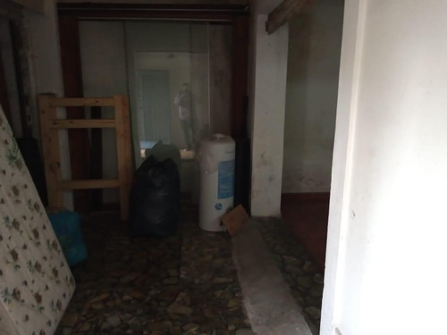 Imagen 7 de 18 de Casa Con Deptos. - Villa Sarmiento
