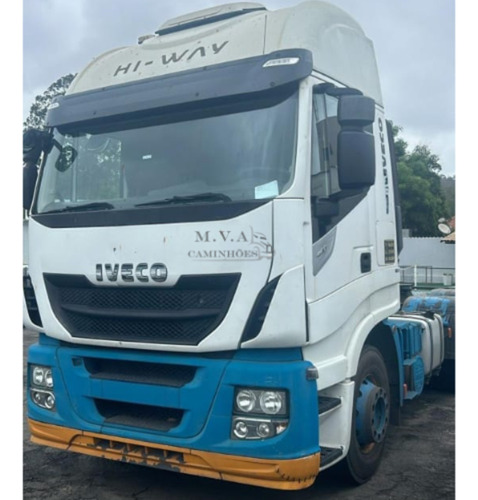 Iveco Stralis 440 6x2 T Ano 2020/2021.