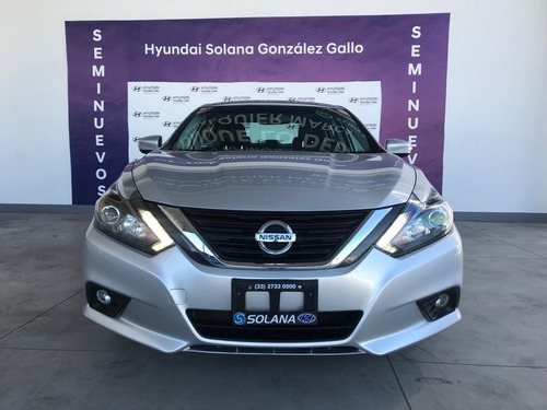 Imagen 9 de 10 de Altima Advance Navi 2.5l 2018