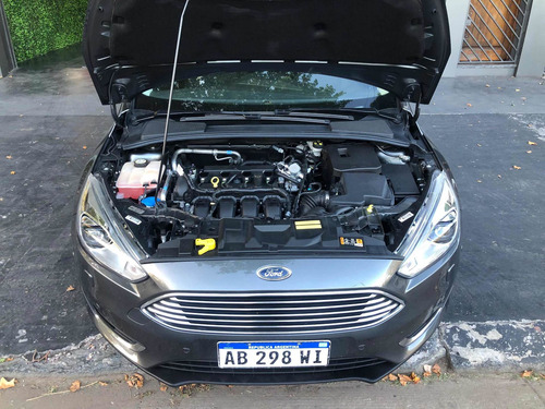 Ford Focus Iii 2.0 Sedan Titanium At6 2017