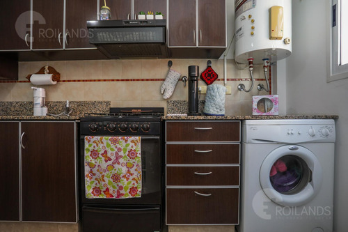 Venta Departamento 2 Ambientes Con Balcón, Moderno Y Luminoso En Villa Del Parque