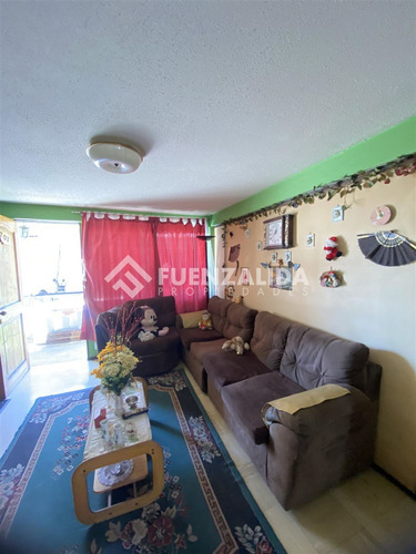 Departamento En Venta De 1 Dorm. En Maipú