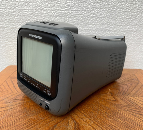 Antigua Tv Portatil A Color Philips (Usado)