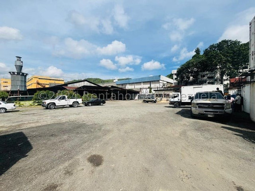 Local Comercial En Alquiler,la Yaguara Mls #25-3856 Sc