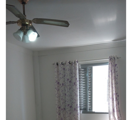 Apartamento De 1 Dormitório. Prédio Com Elevadores. No Centro Do Bairro!!