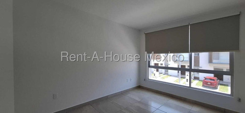 Se Renta Casa A Estrenar En Zaru, Ofrece 3 Recamaras, Amplios Espacios Qh 25-3306/1191