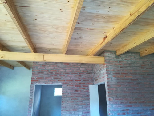 Casa En Arturo Seguí. Excelente Oportunidad, Amplio Terreno