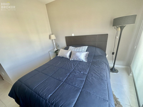 Imagen 15 de 30 de Departamento En Venta. Vista Al Mar. Playa Mansa. - Punta Del Este Mansa