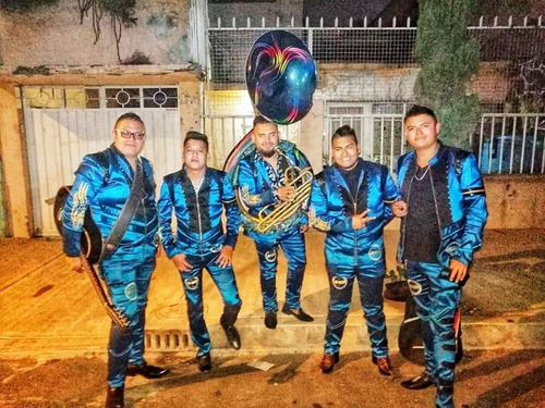 Imagen 1 de 9 de Grupo Norteño Banda Y Norteño **real Del Aguila 2'23**