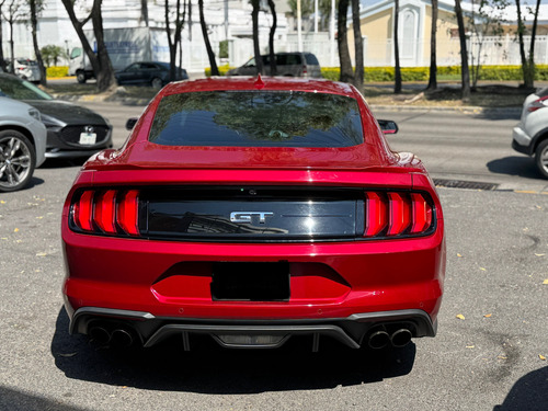 Ford Mustang 5.0l Gt V8 At