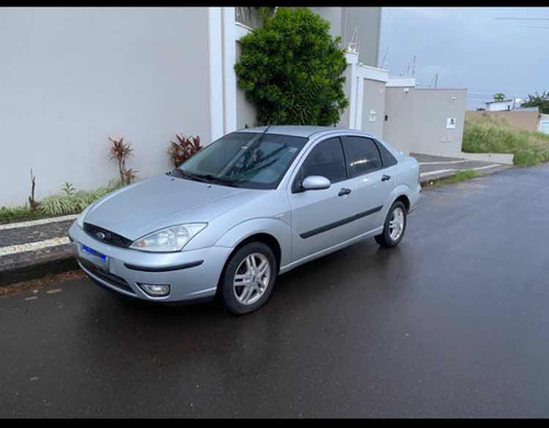 Ford Focus 2.0 GLX Ato. 4 port