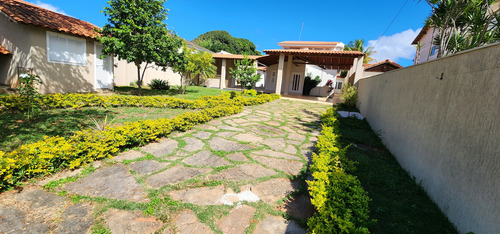 Linda Casa Dois Andares No Cond. Jardim Botânico