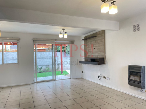 Casa En Condominio Jardines De Las Vizcachas, Con Piscina !!