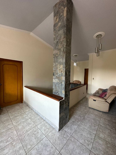 Saidsa Viccionacce Vende Casa En Urbanizacion Colinas De Santa Elena Al Este De Barquisimeto