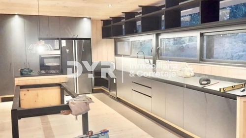 Casa Con 3 Habitaciones Y 2 Baños