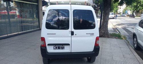 Peugeot Partner 1.6 Hdi Furgon Presence Aa