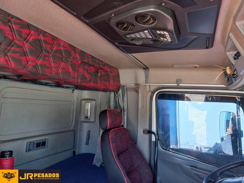 Imagem 7 de 15 de Mercedes Benz Mb Axor 1933 4x2 Toco Ano 2010/2011