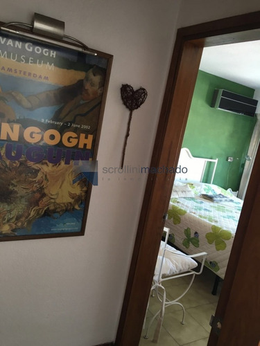 Apartamento En Peninsula De 1 Dormitorio Con Vista A La Ciudad Y Al Puerto.- Ref: 2652