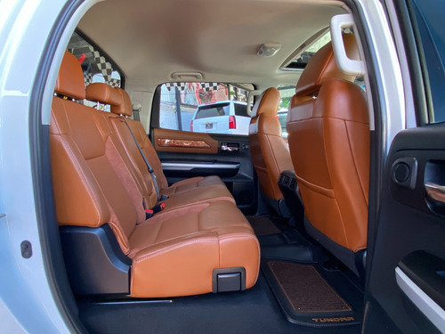 Toyota Tundra 5.7 Limited 4x4 At