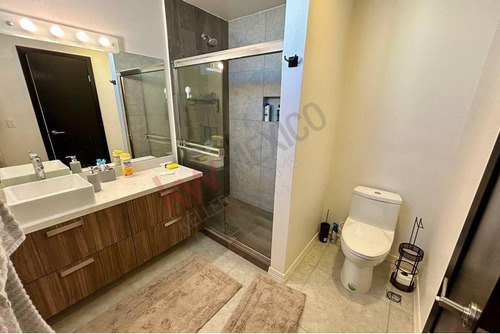 Residencia De Lujo En Venta Ubicada Punta Piedra Ensenada