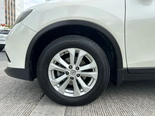 Nissan X-Trail 2.5 Sense 2 Row Cvt