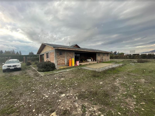 Casa En Venta De 3 Dorm. En Isla De Maipo