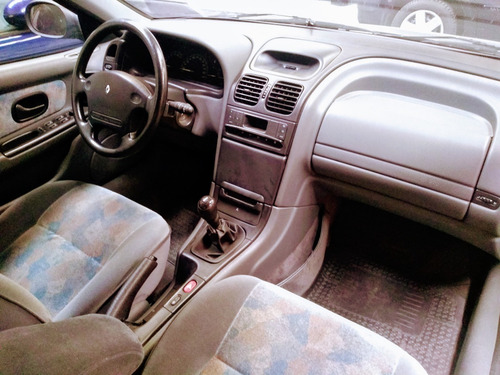 Imagen 3 de 7 de Renault Laguna 2.0