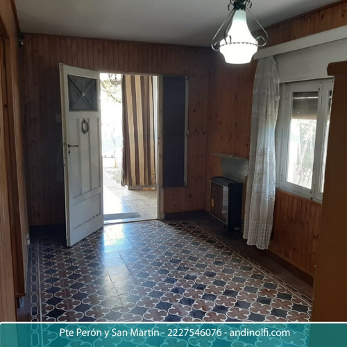 Imagen 2 de 9 de Casa A Refaccionar - Lobos