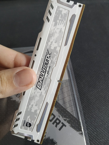 Memória Crucial Ballistix 4gb Ddr4 2400 Mhz - Branca (Usado)