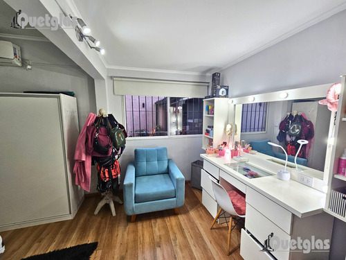 Venta Casa De 4 Ambientes, Con Garaje, Piscina Y Quincho Ap
