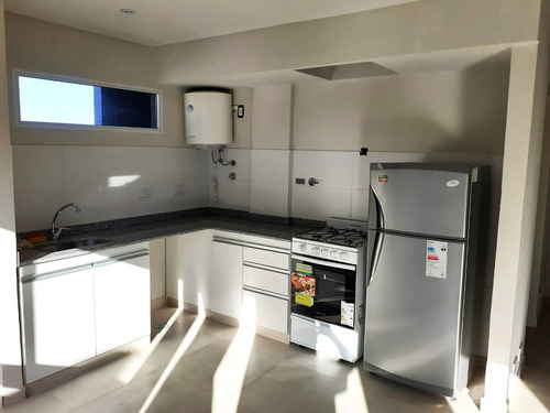 Departamento En Venta En Victoria Centro C/ Balcón