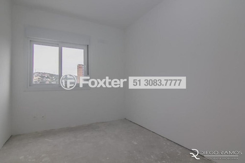 Apartamento, 3 Dormitórios, 72.69 M², Camaquã - 197525