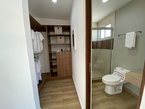 Imagen 8 de 10 de Se Vende Casa Entre El Refugio Y Zibata, 3 Recamaras, 2.5 Ba
