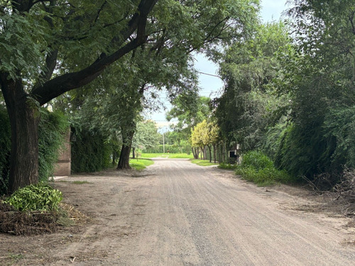 Villa Allende Golf. Casa En Venta De 3 Dormitorios Cochera, Pileta Y Gran Parque