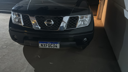 Nissan Frontier 2.5 Se Cab. Dupla 4x2 4p