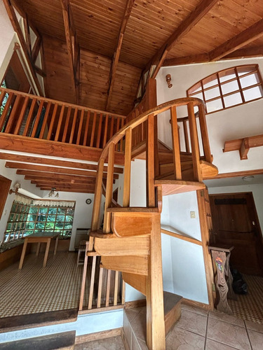 Arriendo Casa De 2 Pisos, Condominio Parque Del Lago, Vca
